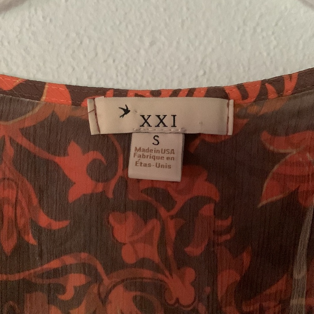 V-Neck Blouse small - Picture 3 of 4
